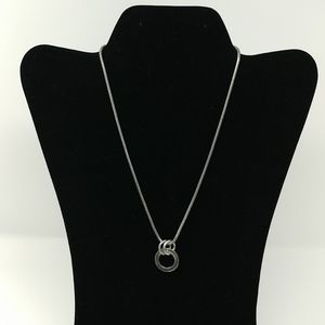 NWT Magnetic Clasp Simple Chain Necklace
